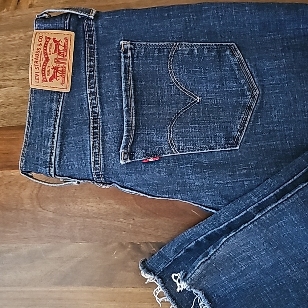 Levi's 311 Shaping Skinny Jeans